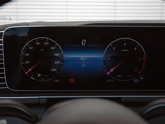 Mercedes-Benz GLE Белый Non metallic фото 19