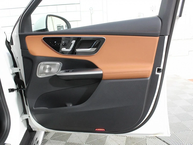 Mercedes-Benz GLC coupe Белый Non metallic фото 26