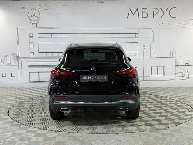 Mercedes-Benz GLA Черный Non metallic фото 8