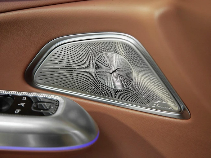 Mercedes-Benz E-Класс Белый Non metallic фото 22