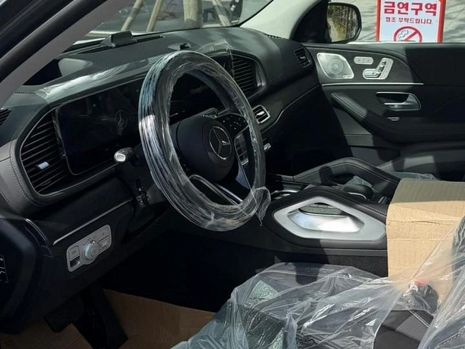 Mercedes-Benz GLE Черный Non metallic фото 2