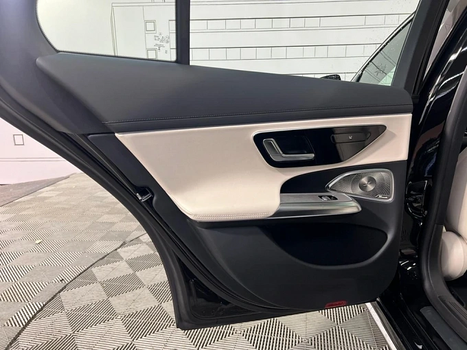 Mercedes-Benz E-Класс Черный Non metallic фото 27