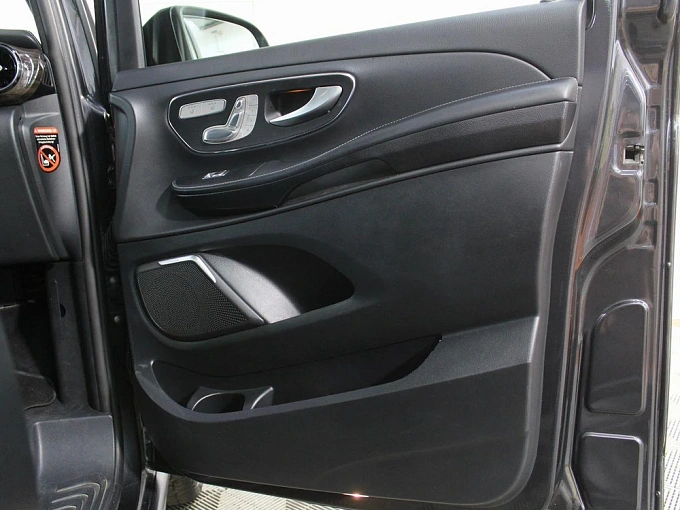 Mercedes-Benz V-Класс 2022 2.0d AT 4Matic Long (237 л.с.) фото 37