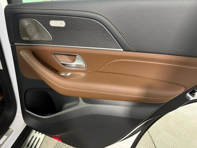 Mercedes-Benz GLE Белый Non metallic фото 24