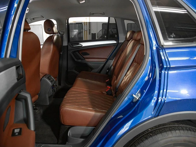 Volkswagen Tiguan 2022 1.4 AMT 4WD (150 л.с.) фото 22