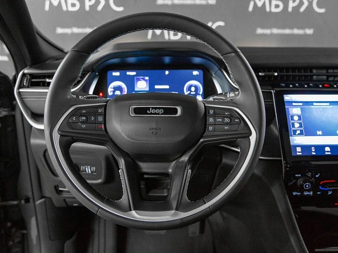 Jeep Grand Cherokee 2023 2.0 AT 4WD (272 л.с.) фото 18
