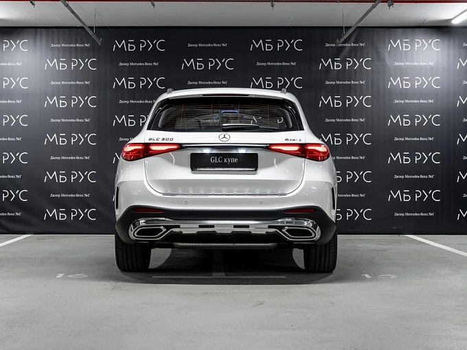Mercedes-Benz GLC Белый Non metallic фото 4