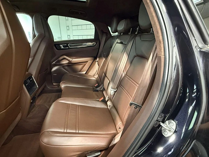 Porsche Cayenne 2021 3.0 AT 4WD (340 л.с.) фото 15