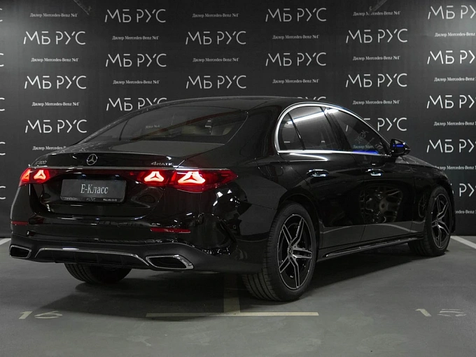 Mercedes-Benz E-Класс Черный Non metallic фото 3