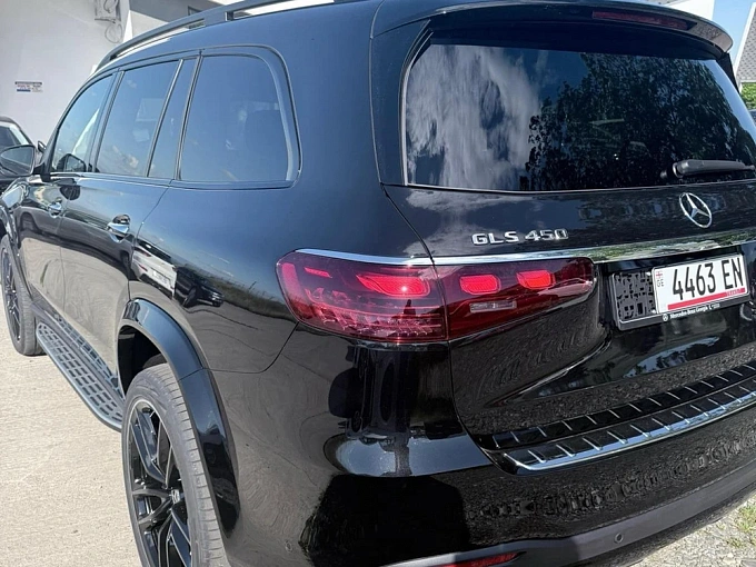 Mercedes-Benz GLS Черный Non metallic фото 6