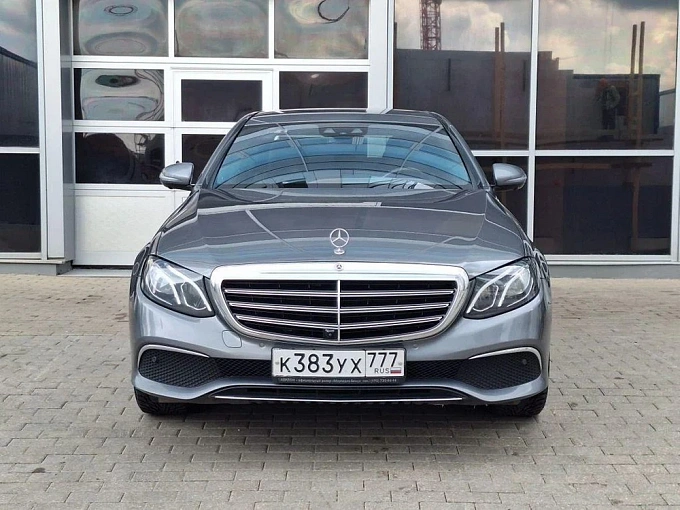 Mercedes-Benz E-Класс 2017 400 3.0 AT 4Matic (333 л.с.) фото 4