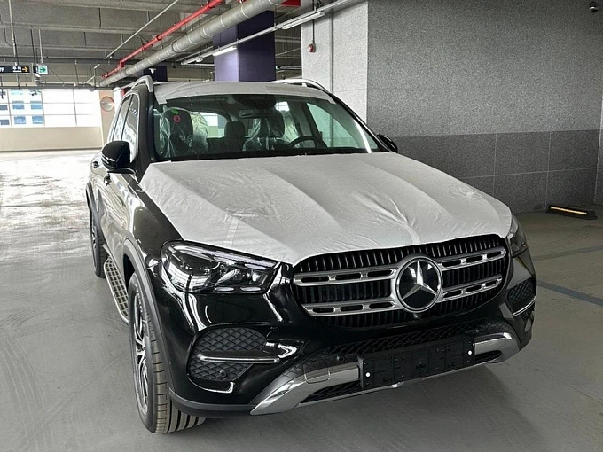 Mercedes-Benz GLE Черный Non metallic фото 2