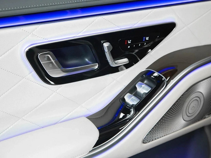 Mercedes-Benz S-Класс Черный Non metallic фото 26