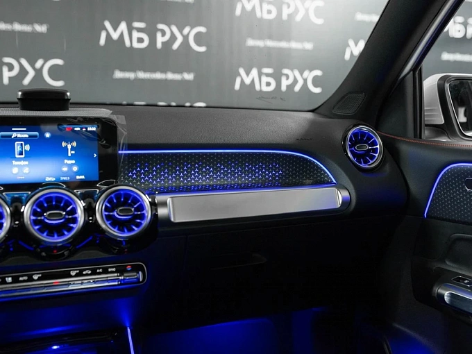 Mercedes-Benz GLB Белый Non metallic фото 21