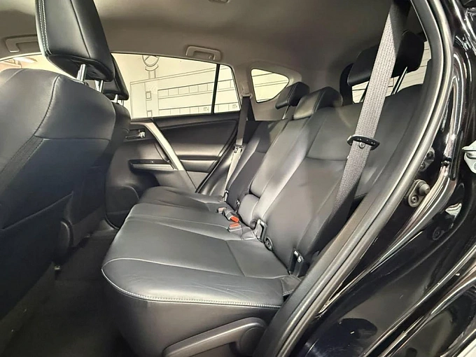 Toyota RAV4 2017 2.5 AT 4WD (180 л.с.) фото 14
