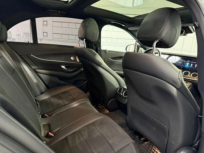 Mercedes-Benz E-Класс 2021 2.9d AT 4Matic (249 л.с.) фото 15