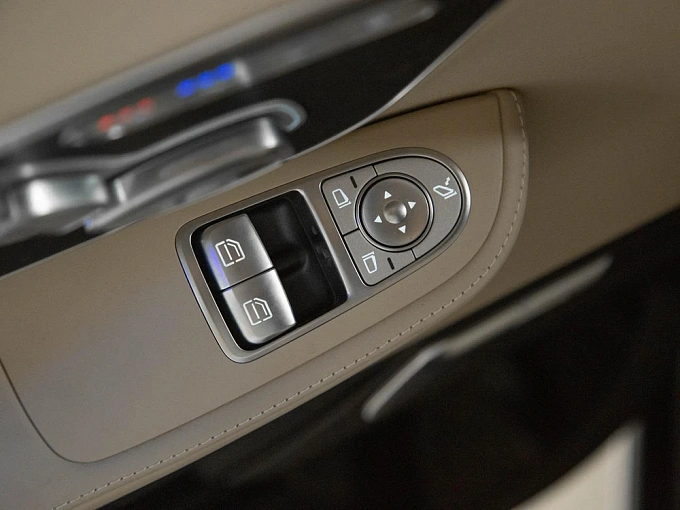 Mercedes-Benz V-Класс Черный Non metallic фото 16