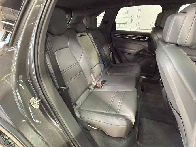 Porsche Cayenne 2020 3.0 AT 4WD (340 л.с.) фото 26
