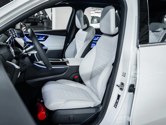 Mercedes-Benz GLC Белый Non metallic фото 8