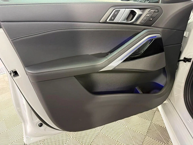BMW X6 2023 3.0d AT 4WD (340 л.с.) фото 20