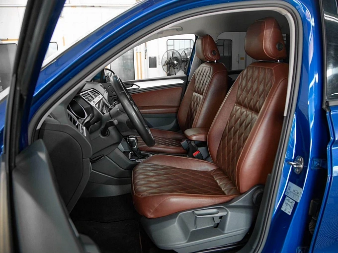 Volkswagen Tiguan 2022 1.4 AMT 4WD (150 л.с.) фото 13