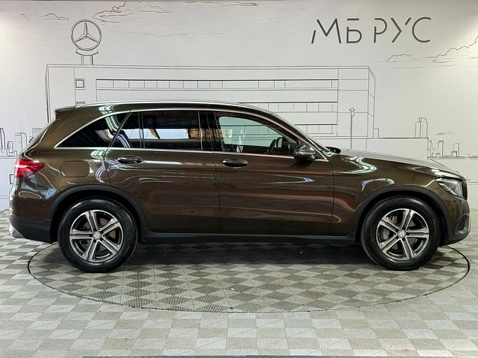 Mercedes-Benz GLC 2016 250 2.0 AT 4Matic (211 л.с.) фото 7