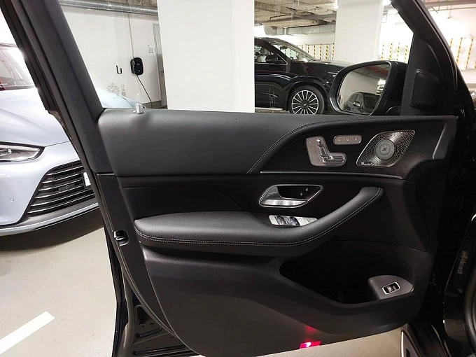 Mercedes-Benz GLE Черный Non metallic фото 11
