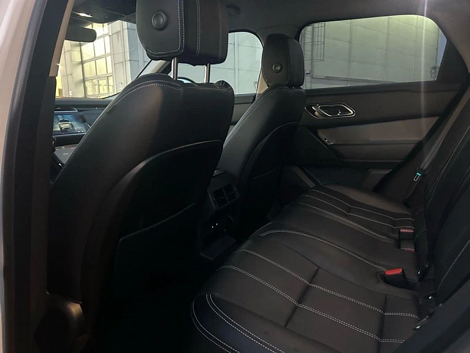 Land Rover Range Rover Velar 2020 2.0 AT 4WD (249 л.с.) фото 10