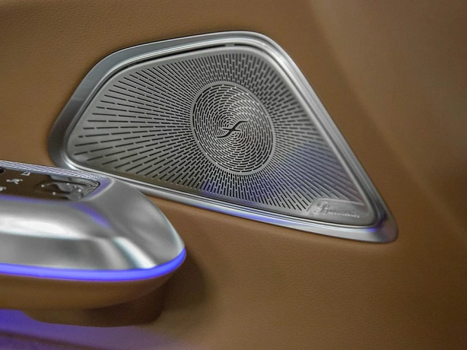 Mercedes-Benz E-Класс Черный Non metallic фото 15