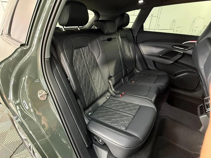 Audi Q5 Зеленый Non metallic фото 17