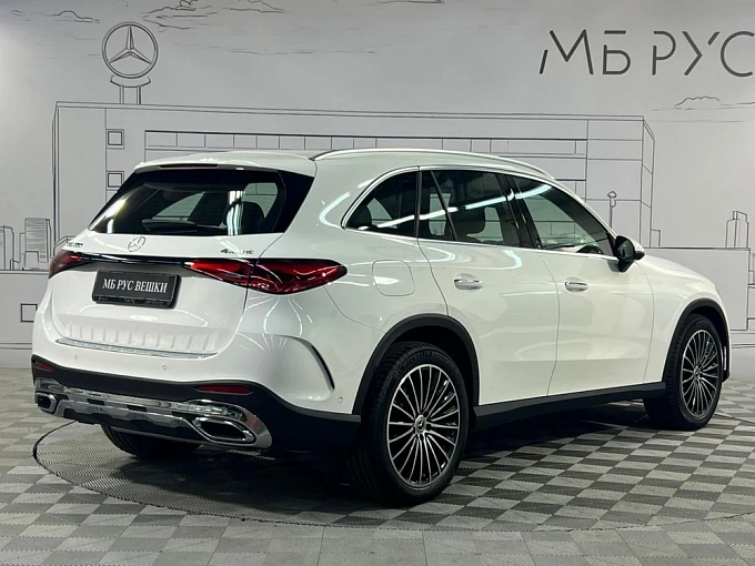 Mercedes-Benz GLC Белый Non metallic фото 6