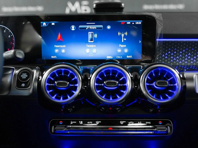 Mercedes-Benz GLB Белый Non metallic фото 16