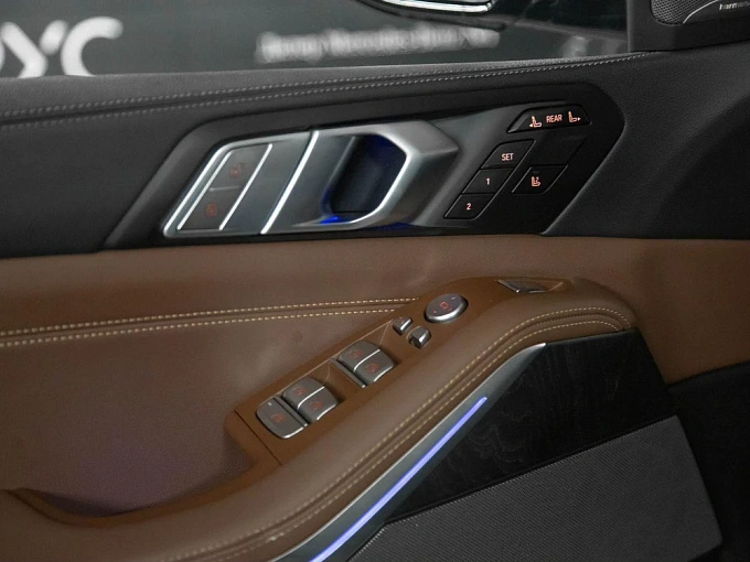 BMW X7 2020 3.0 AT 4WD (340 л.с.) фото 17
