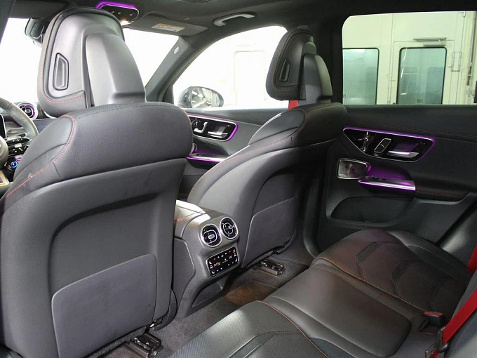 Mercedes-Benz GLC AMG 2024 2.0 AT 4WD (421 л.с.) фото 13