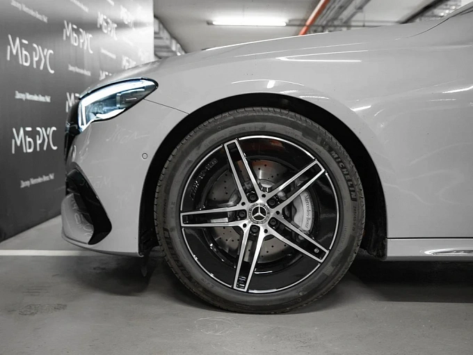 Mercedes-Benz E-Класс Серый Non metallic фото 14