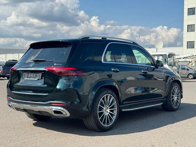 Mercedes-Benz GLE Зеленый Non metallic фото 5