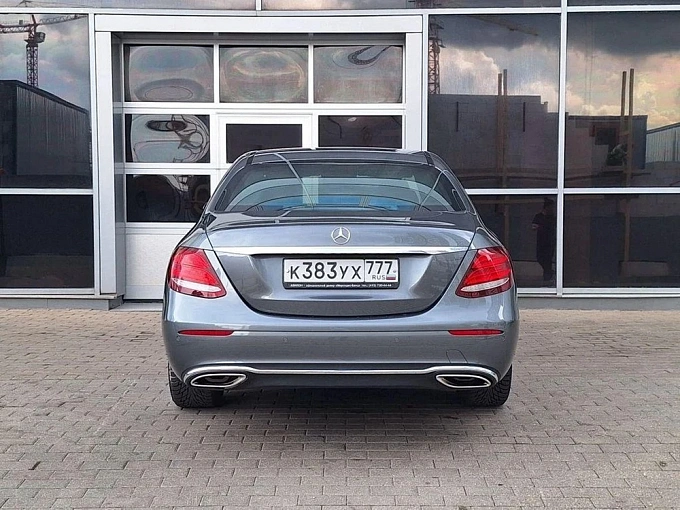 Mercedes-Benz E-Класс 2017 400 3.0 AT 4Matic (333 л.с.) фото 6