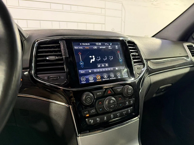 Jeep Grand Cherokee 2019 3.0d AT 4WD (243 л.с.) фото 23