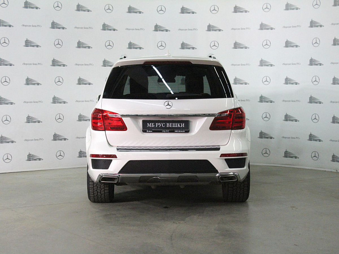 Mercedes-Benz GL 2013 500 4.7 AT 4Matic (435 л.с.) Белый 70659784 фото 8