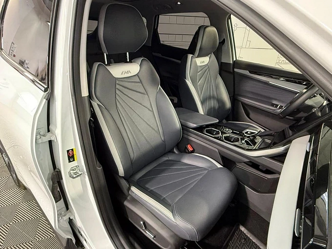 Geely Atlas 2024 2.0 AT 4WD (200 л.с.) фото 15