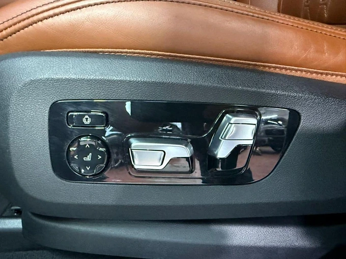 BMW X5 2020 3.0d AT 4WD (400 л.с.) фото 20