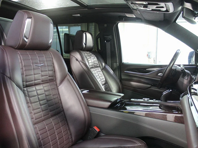 Cadillac Escalade 2022 6.2 AT 4WD (416 л.с.) фото 9