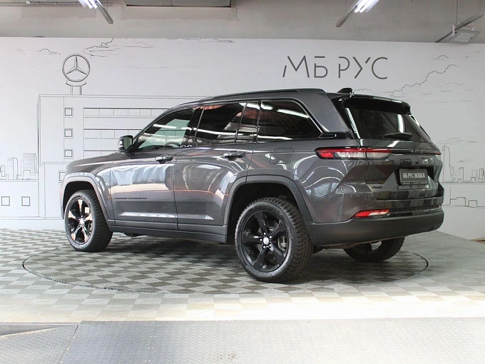 Jeep Grand Cherokee 2023 2.0 AT 4WD (272 л.с.) фото 4