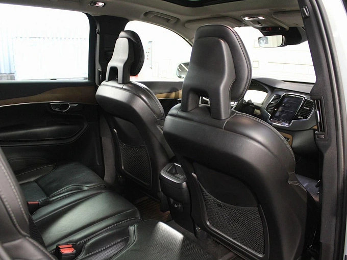 Volvo XC90 2016 2.0d AT 4WD (5 мест) (235 л.с.) фото 15