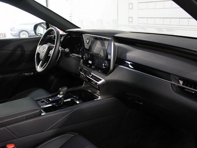 Lexus RX 2025 2.0 AT 4WD (248 л.с.) фото 10