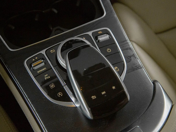 Mercedes-Benz GLC coupe 2017 250 2.0 AT 4Matic (211 л.с.) фото 19