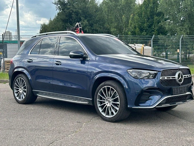 Mercedes-Benz GLE 2024 450 3.0 AT 4Matic (381 л.с.) фото 4
