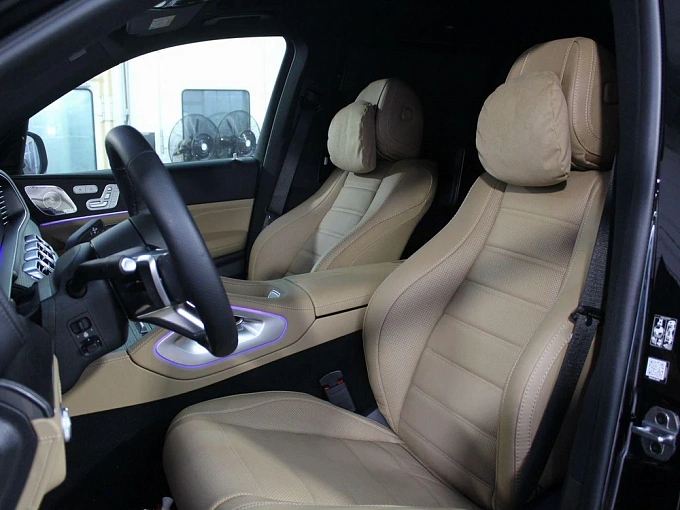 Mercedes-Benz GLS 2025 580 4.0 AT 4Matic (517 л.с.) фото 12