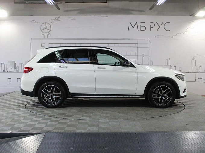 Mercedes-Benz GLC 2018 250 2.0 AT 4Matic (211 л.с.) фото 7