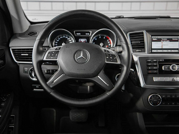 Mercedes-Benz GL 2014 400 3.0 AT 4Matic (333 л.с.) фото 18